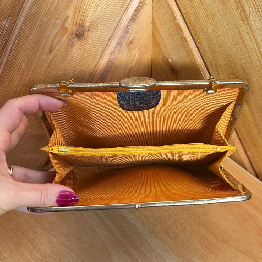 Vintage 1960s Etra Genuine Leather Purse - Picture 3 of 10
